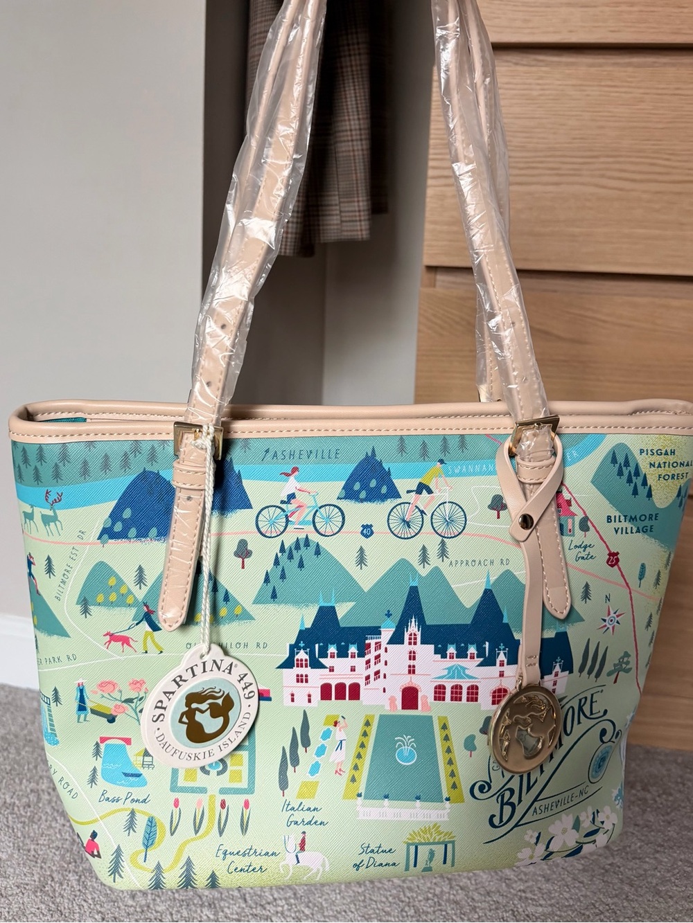 Spartina 449 Mint, Cream & Navy Scenic Tote with Gold Charm